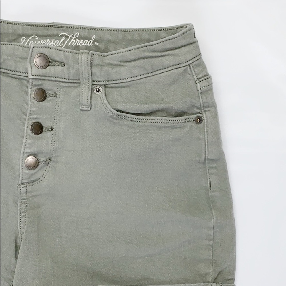 Universal Thread High Rise Button Fly shorts - Picture 4 of 7